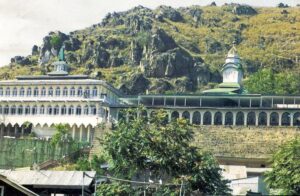 hrines and Mosques in Kashmir